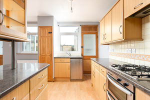 Photo 21- click for photo gallery